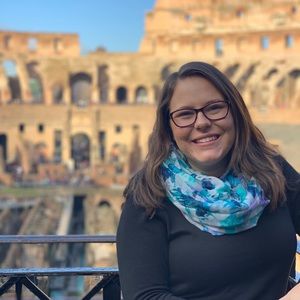 Meet your Posher, Ashley